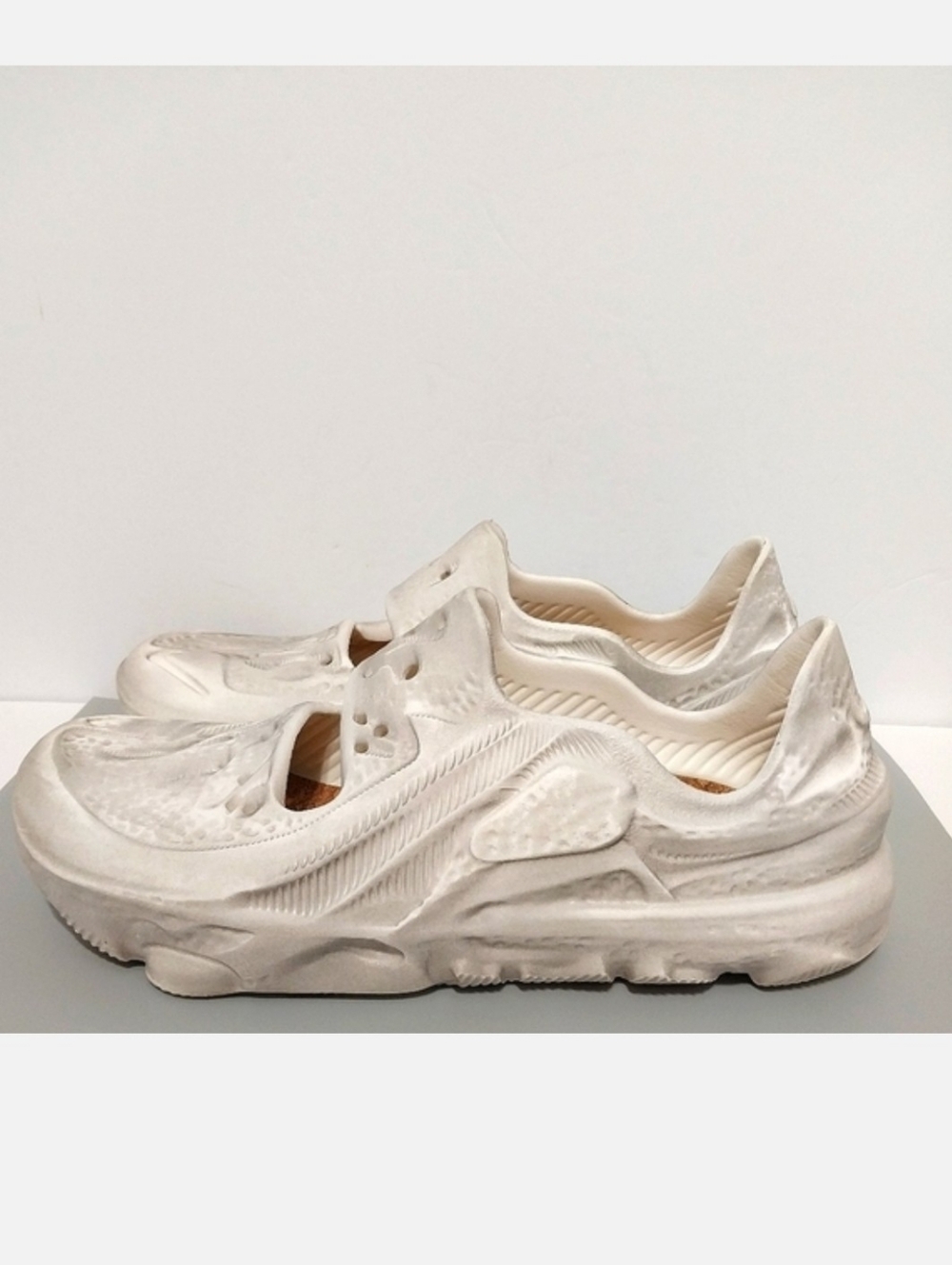 Nike ISPA Universal Slip Ons,‎ Size 11.5